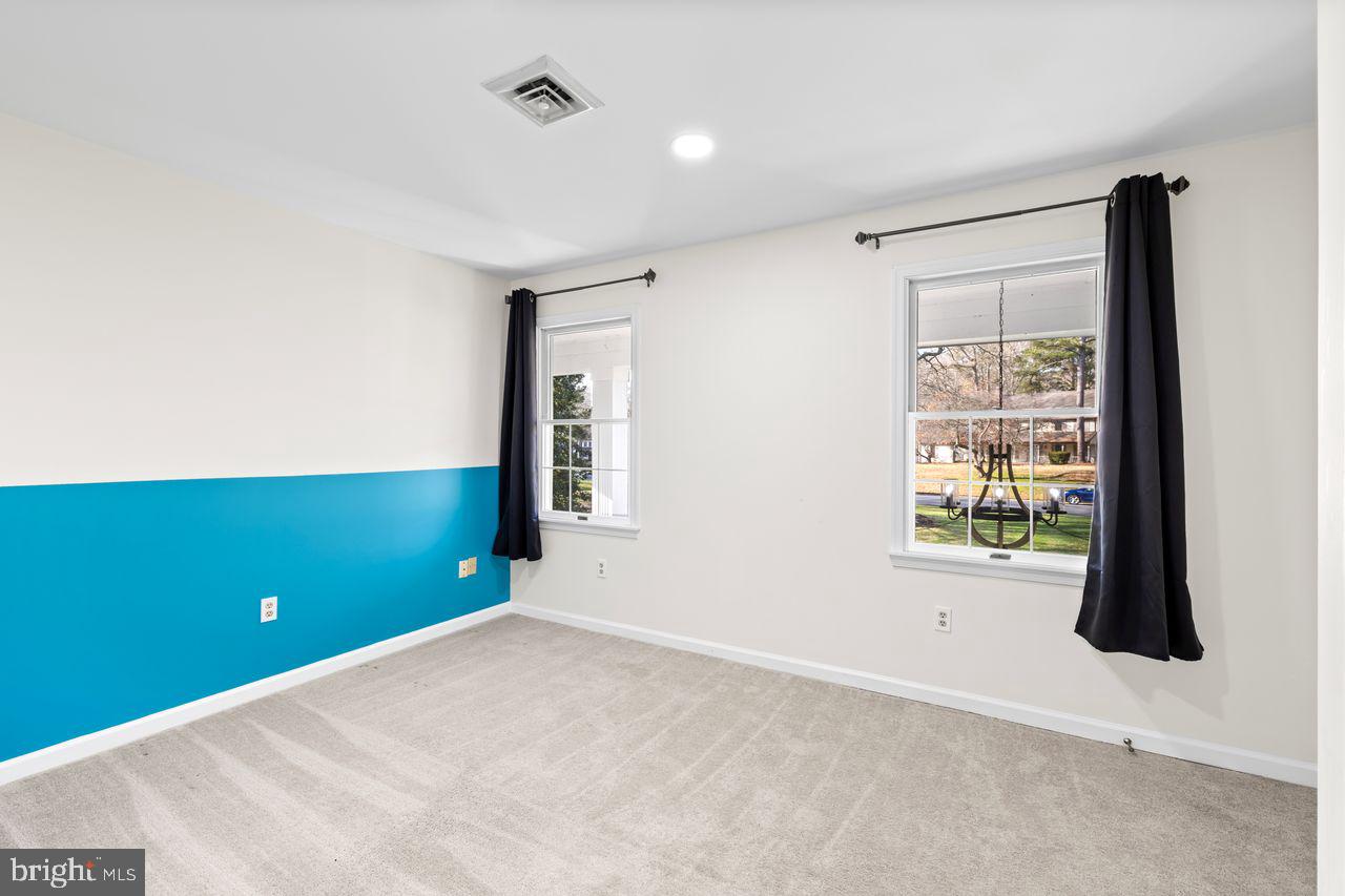 FOXCHASE - Residential