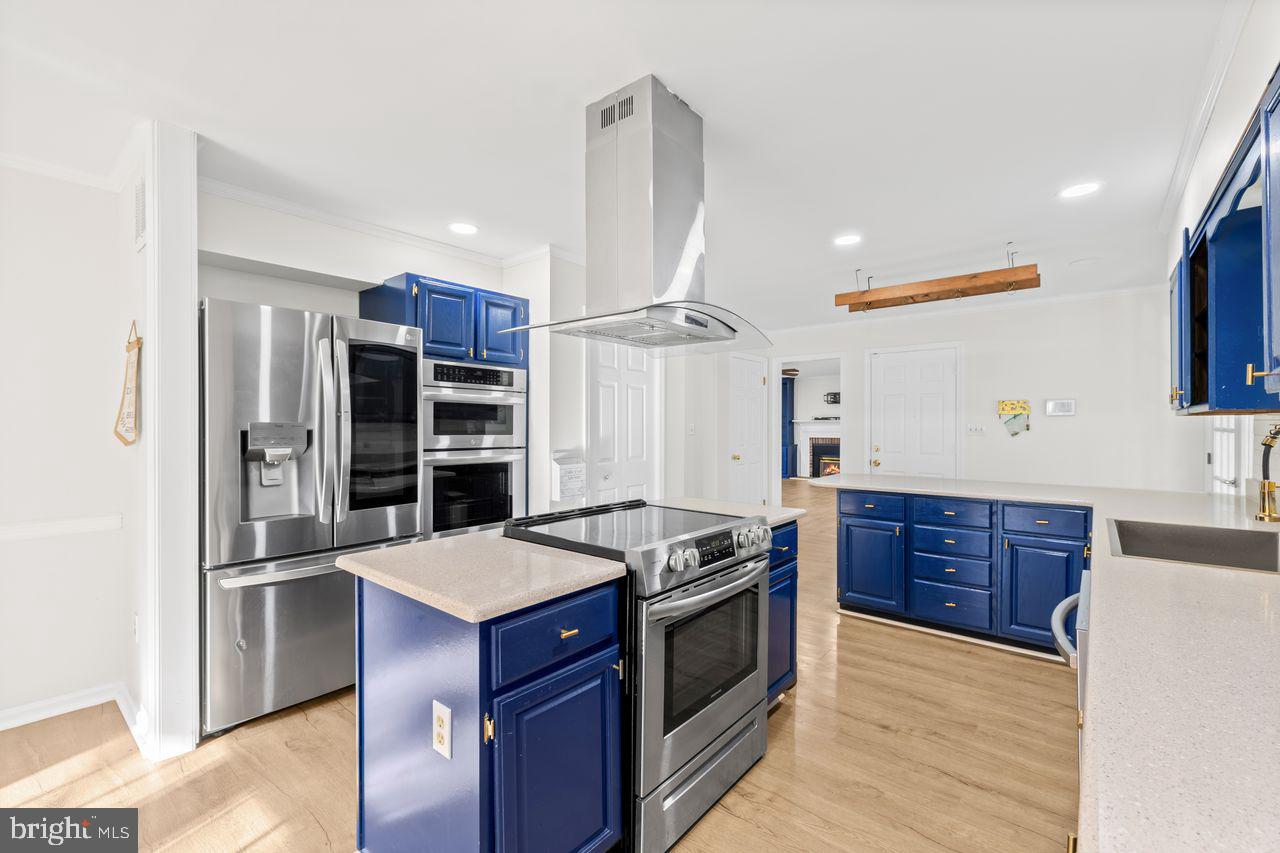 FOXCHASE - Residential