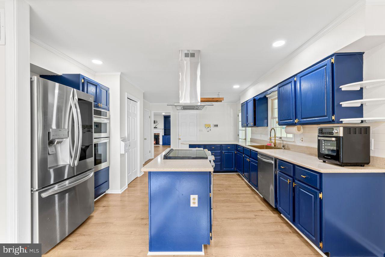 FOXCHASE - Residential