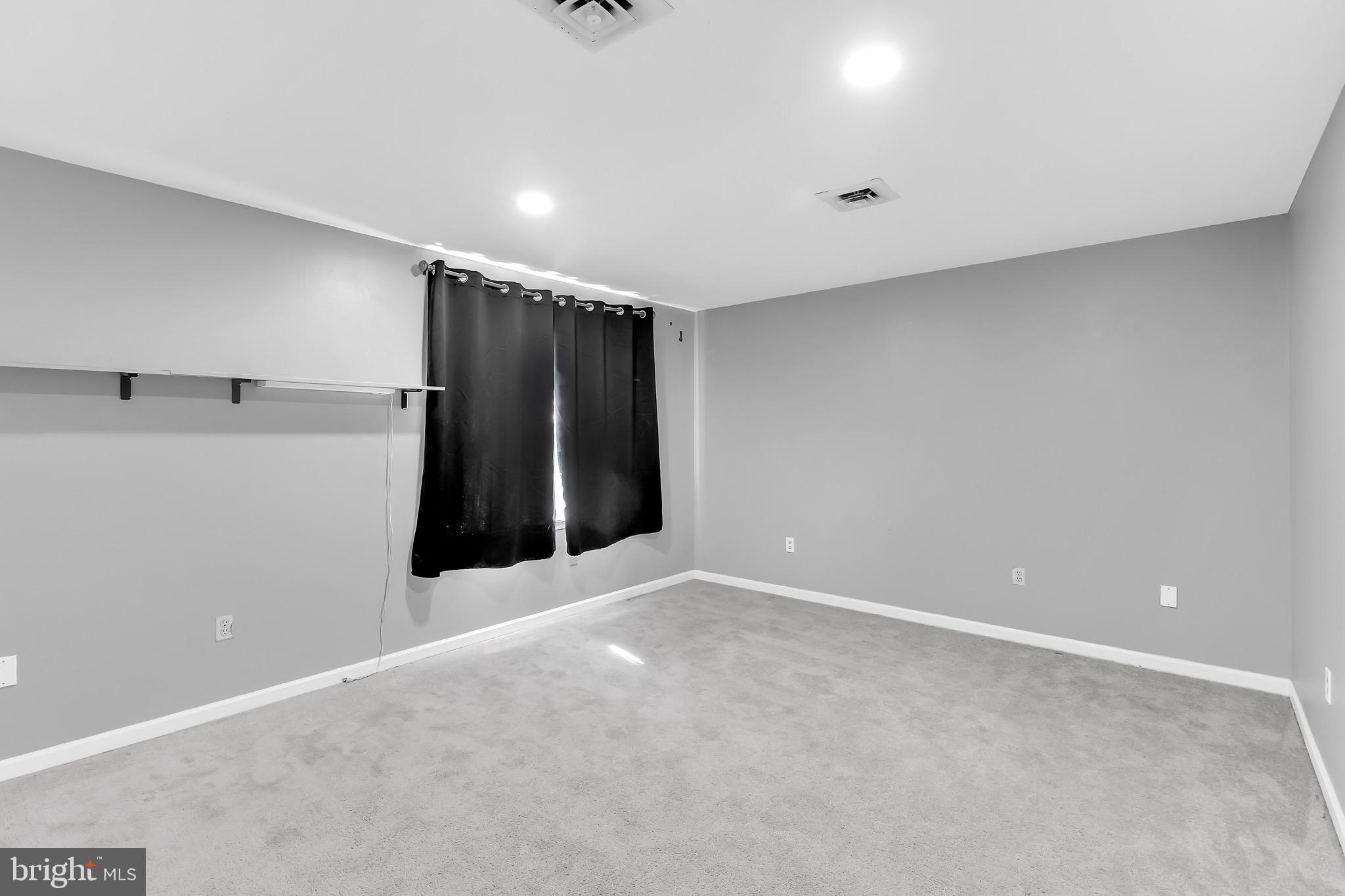 FOXCHASE - Residential