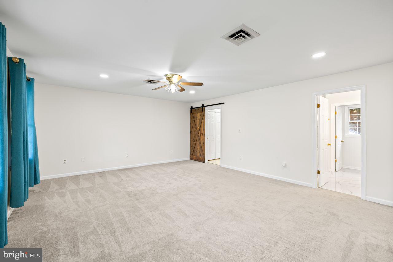 FOXCHASE - Residential