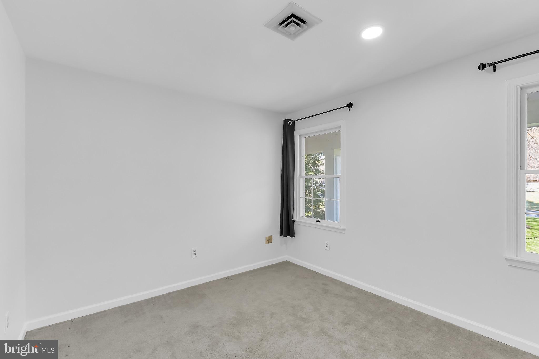 FOXCHASE - Residential