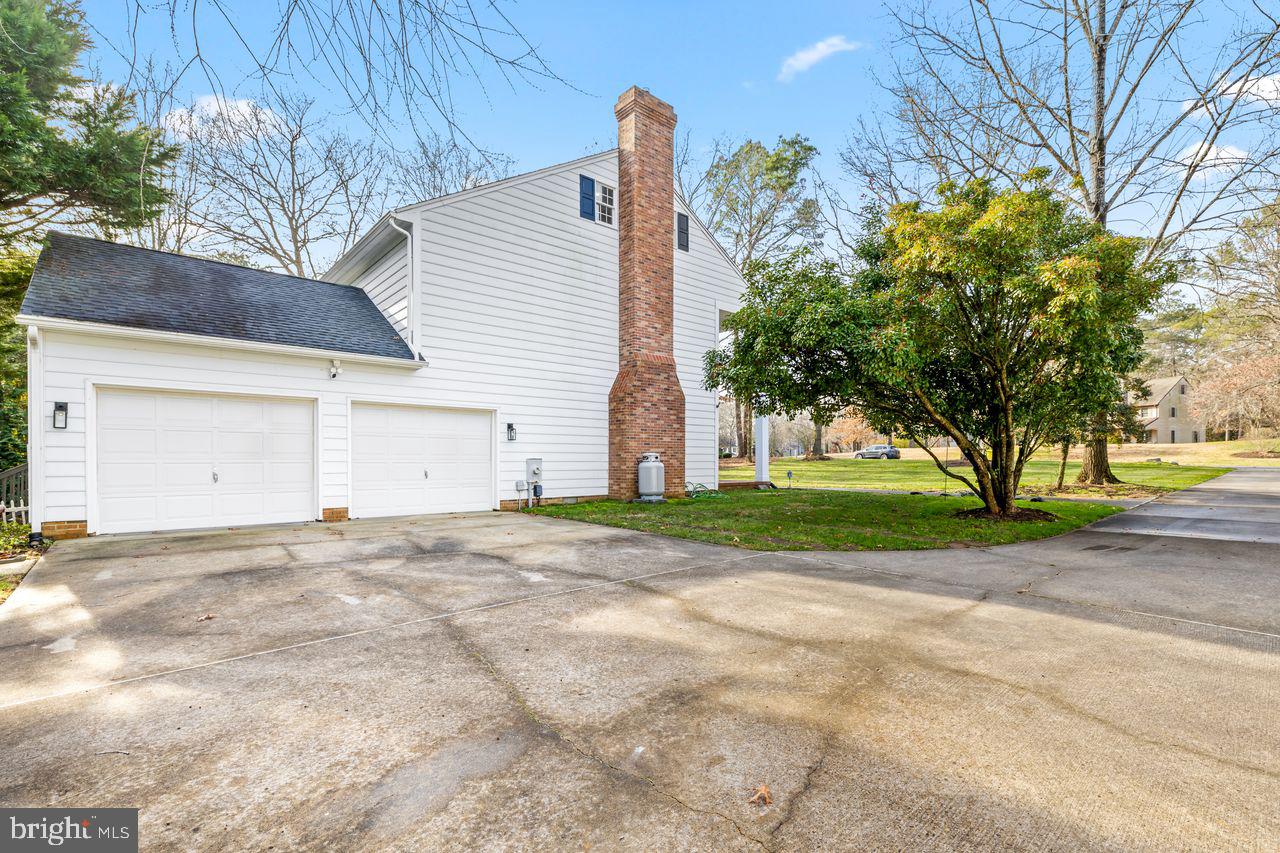 FOXCHASE - Residential