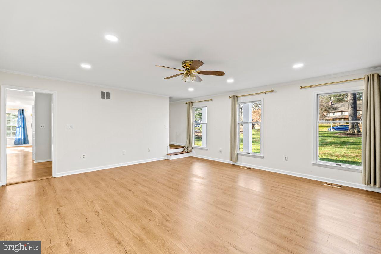 FOXCHASE - Residential