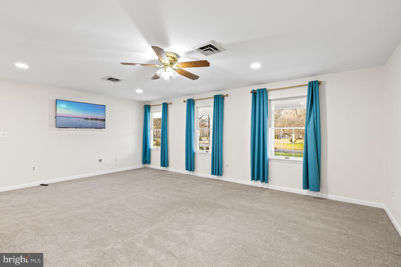 FOXCHASE - Residential