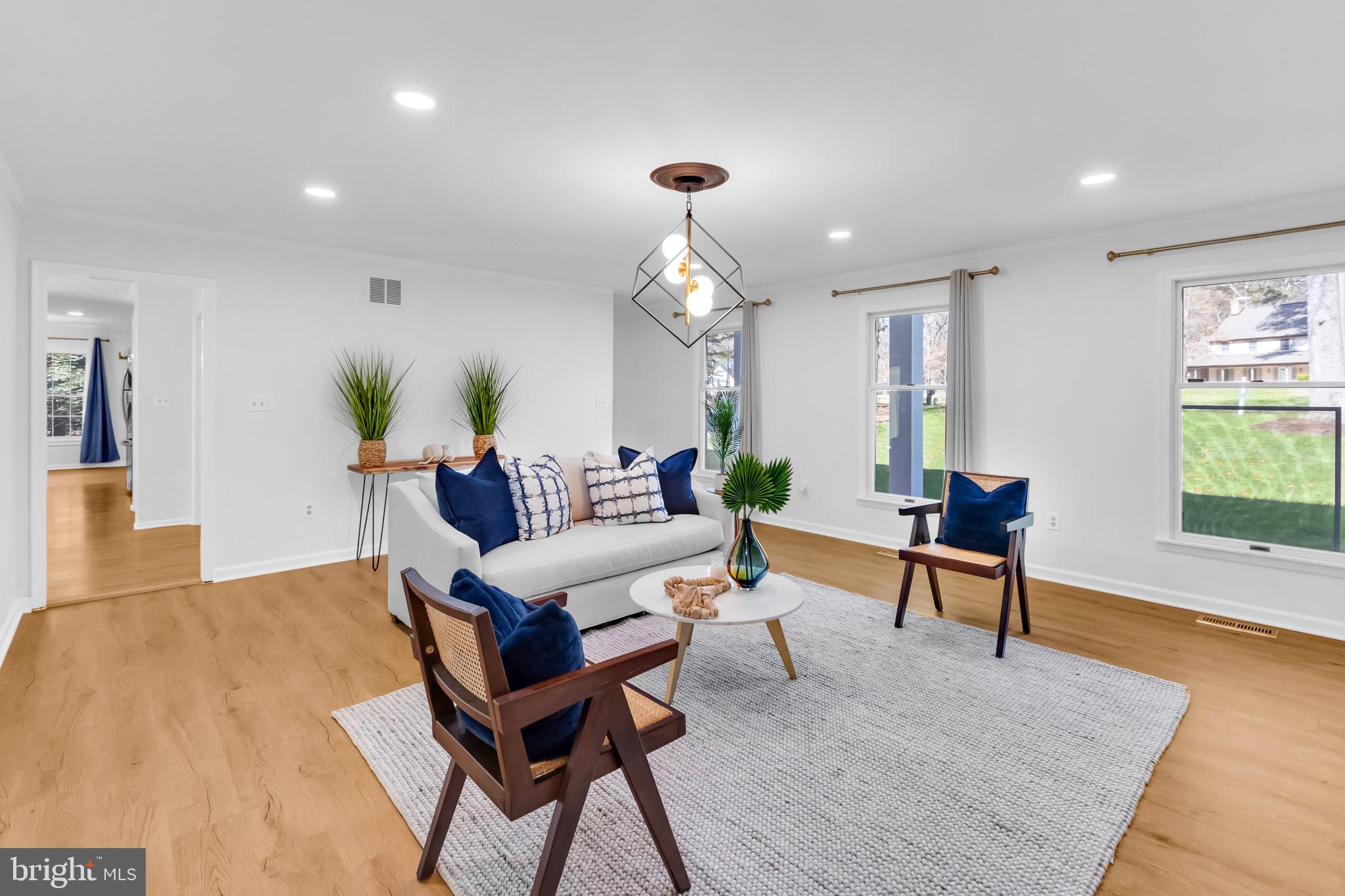 FOXCHASE - Residential