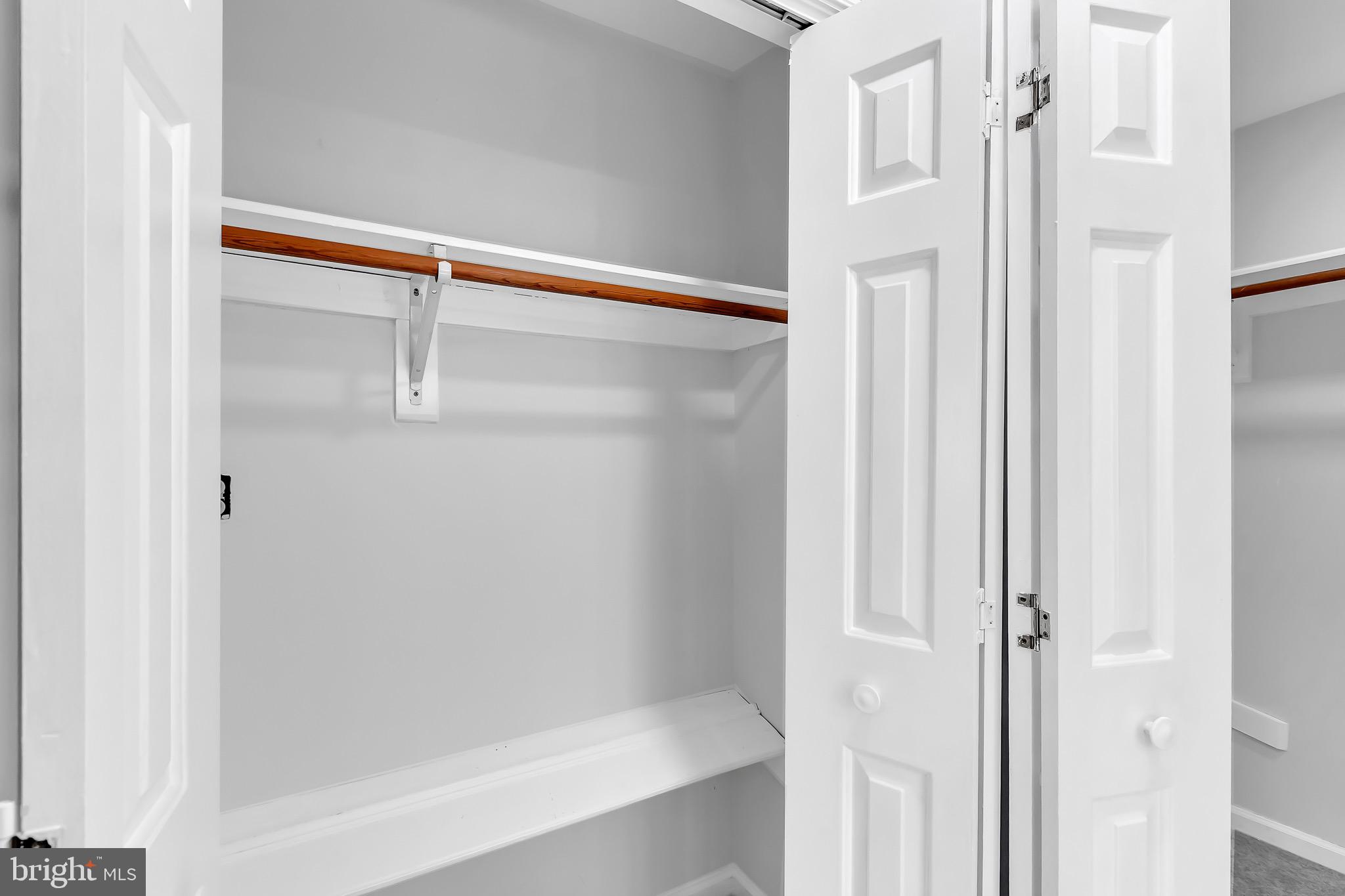 FOXCHASE - Residential