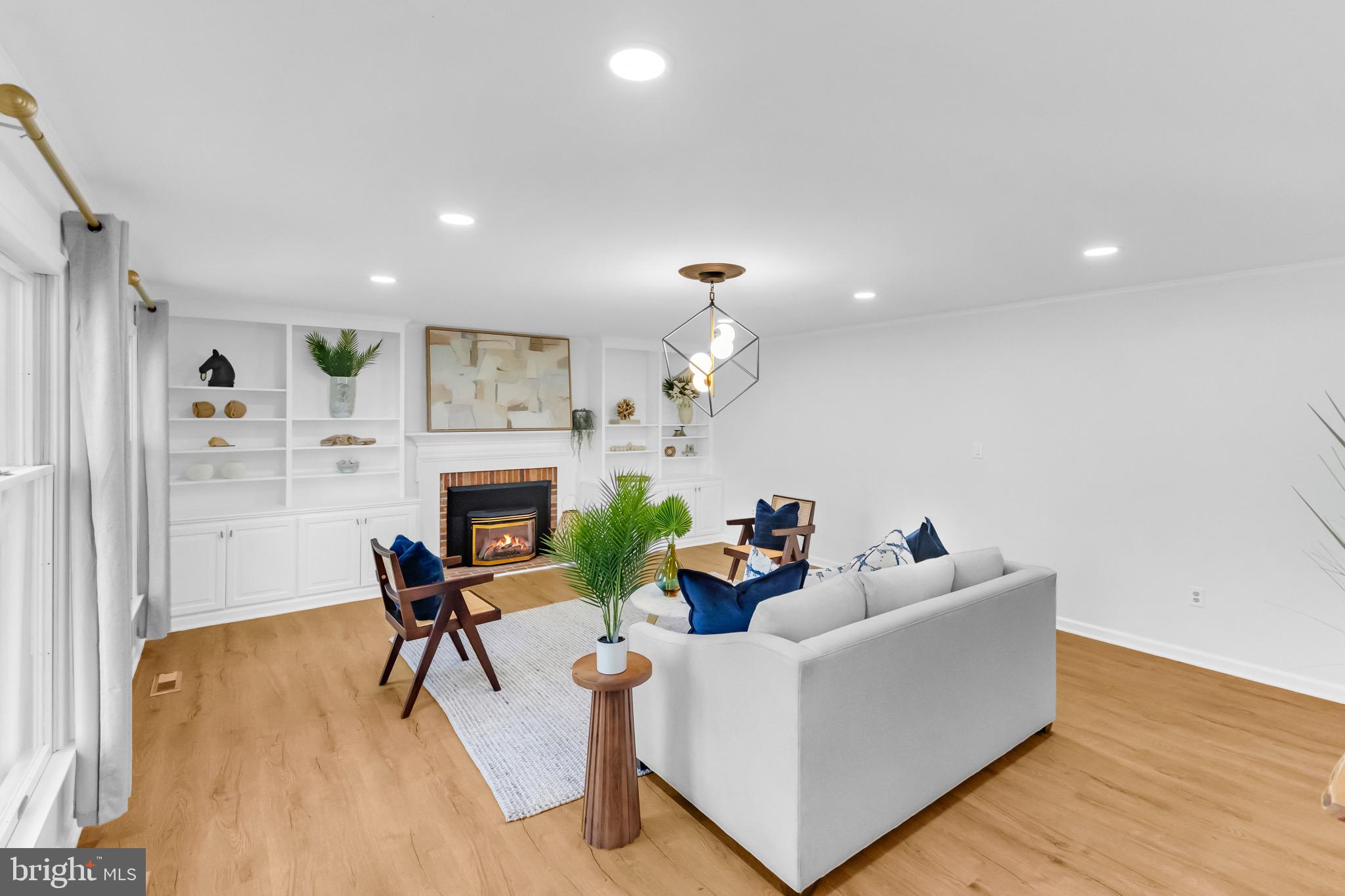 FOXCHASE - Residential