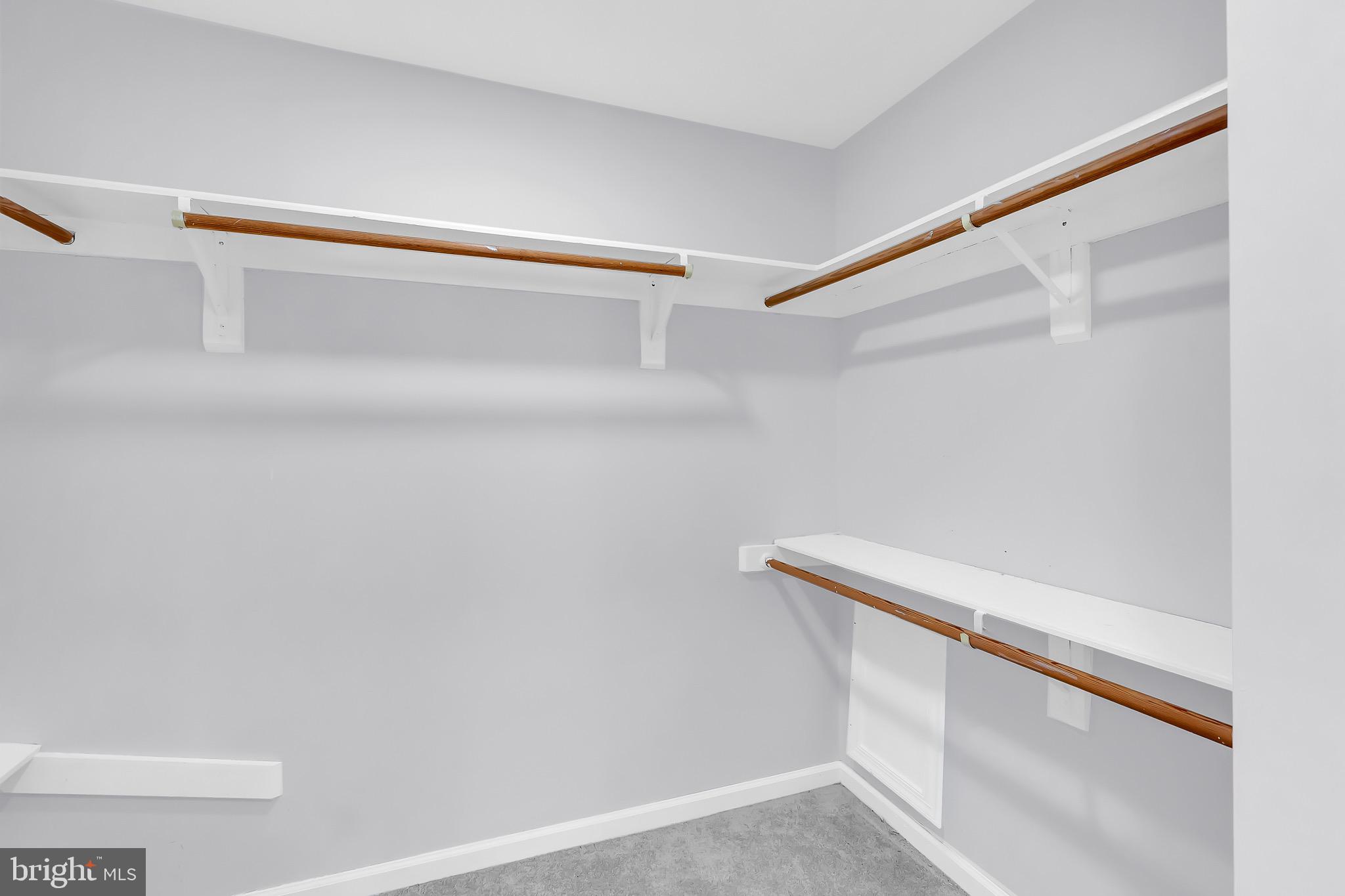 FOXCHASE - Residential