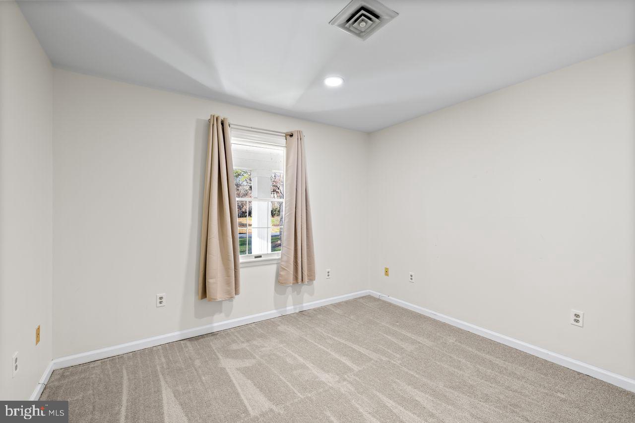 FOXCHASE - Residential