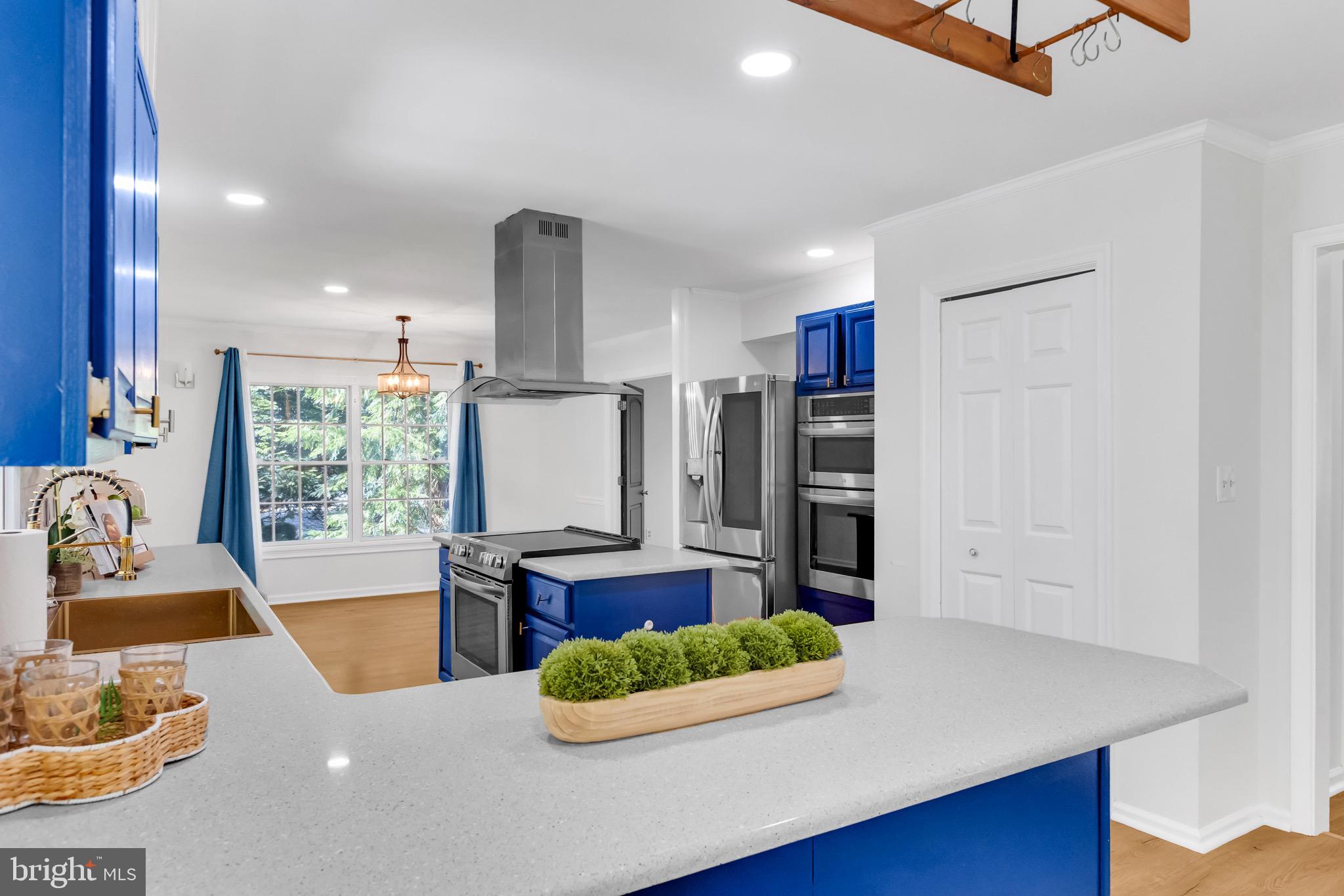 FOXCHASE - Residential