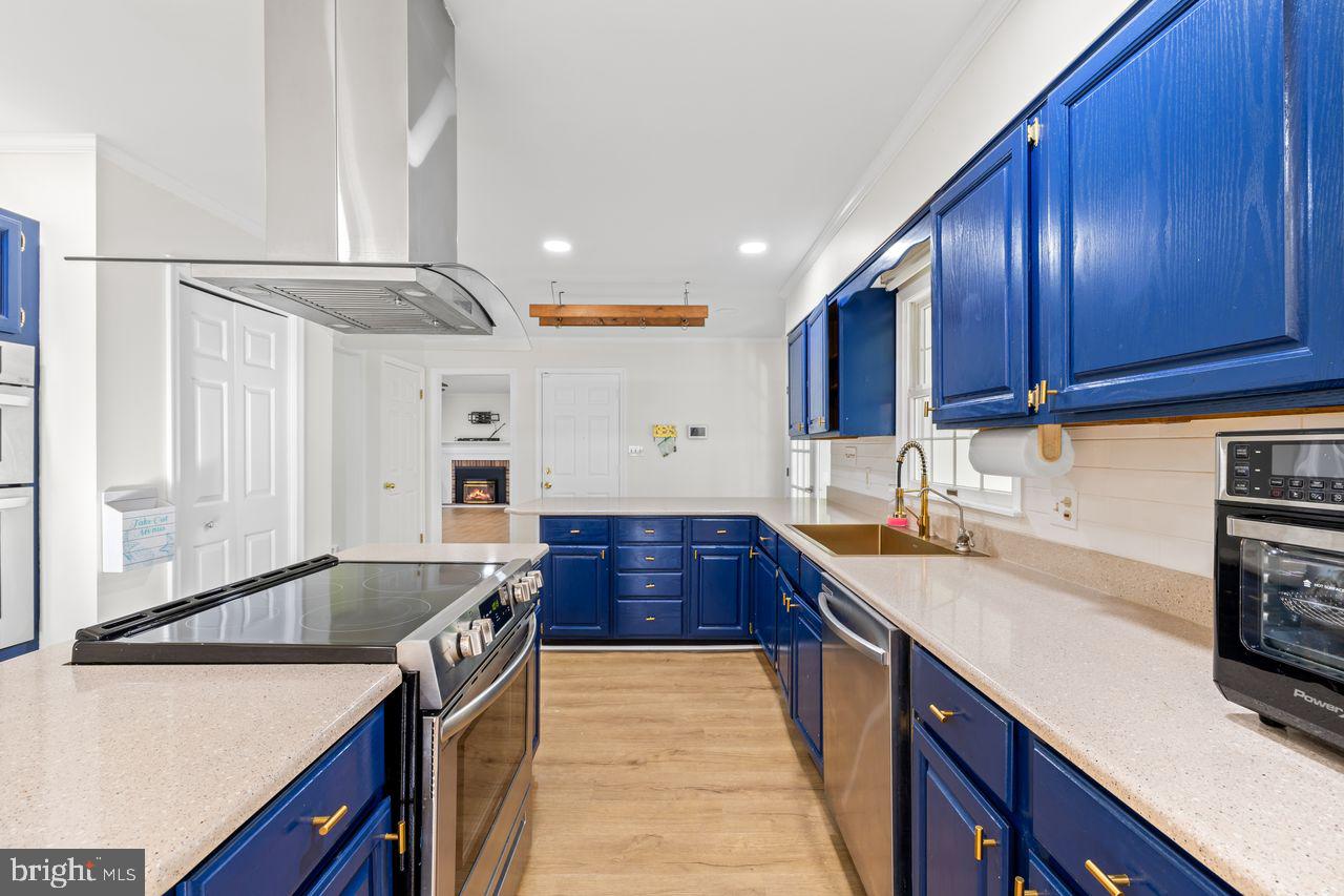 FOXCHASE - Residential