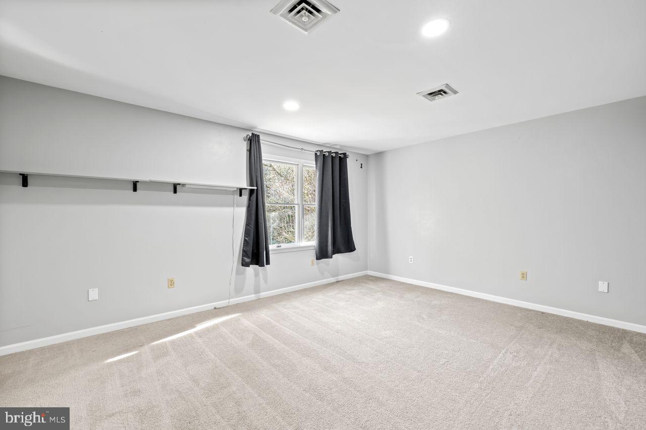 FOXCHASE - Residential