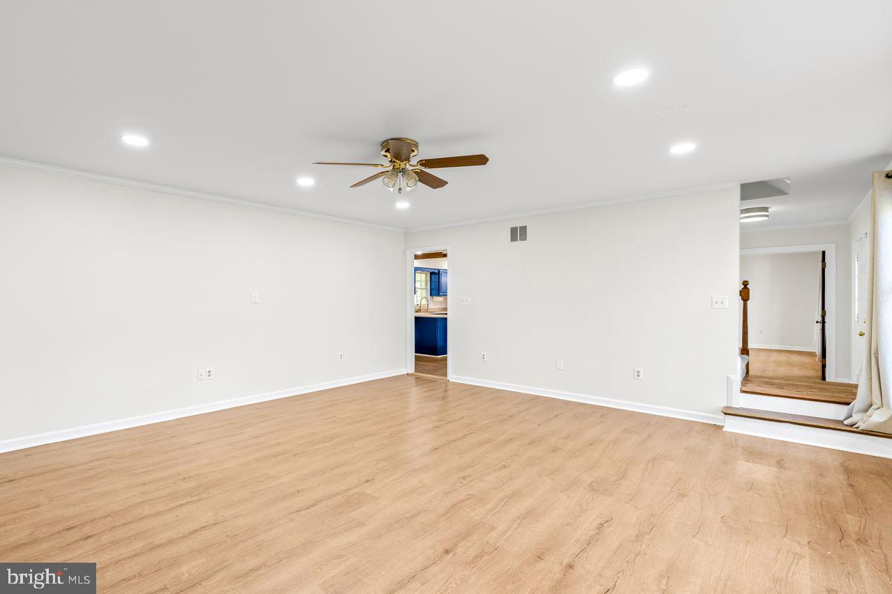 FOXCHASE - Residential