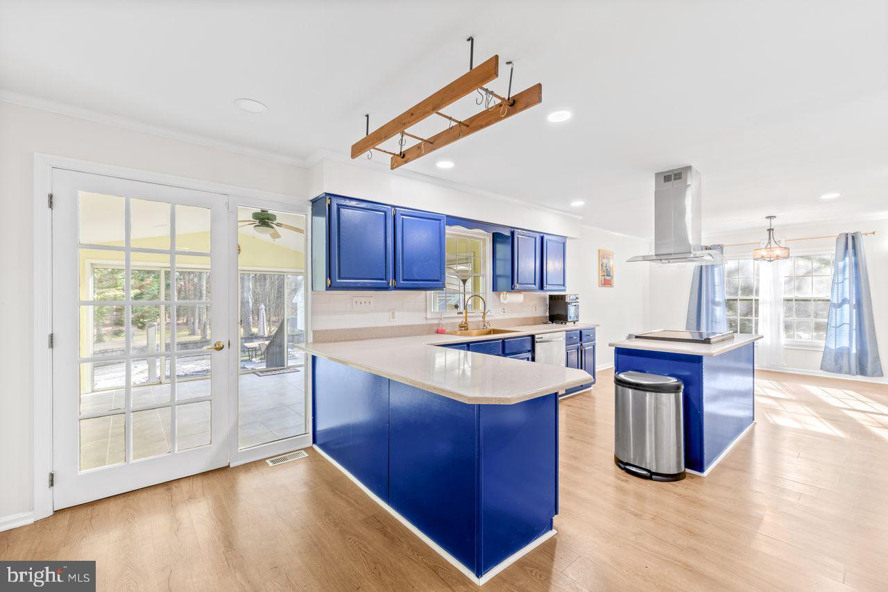 FOXCHASE - Residential