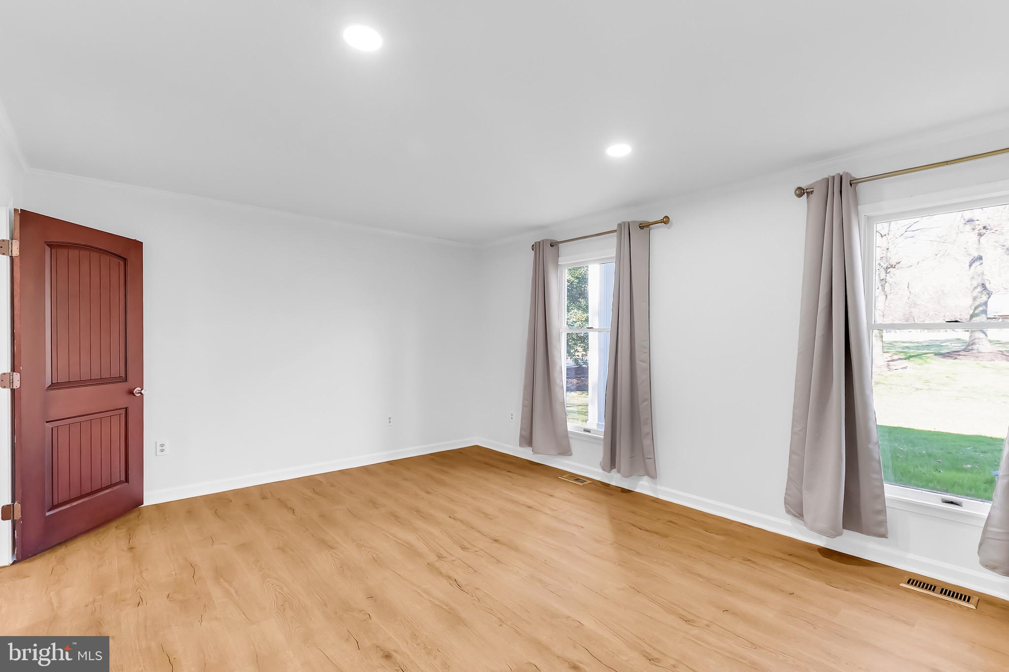 FOXCHASE - Residential