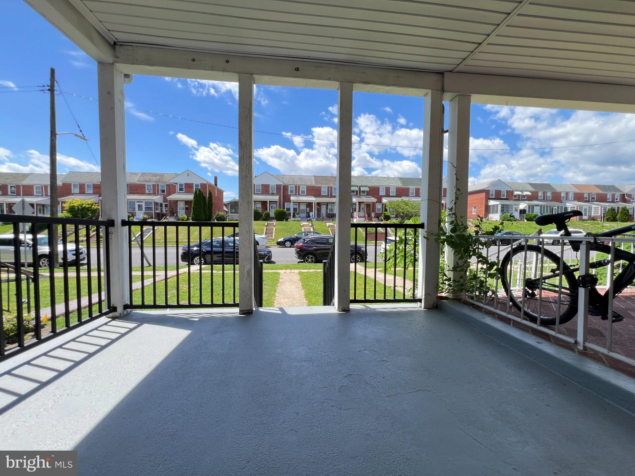 1637 MANOR ROAD