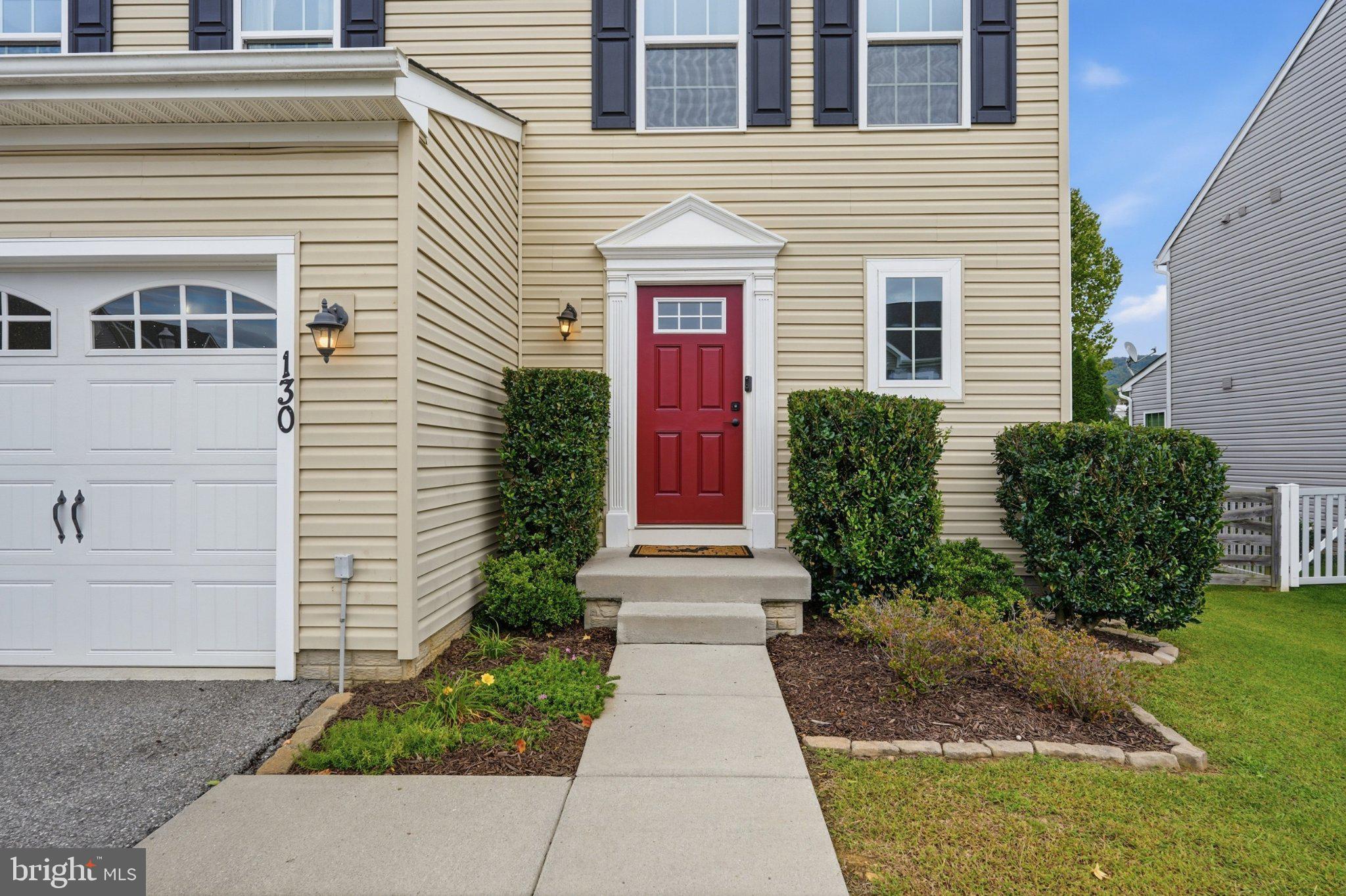 130 W WING WAY