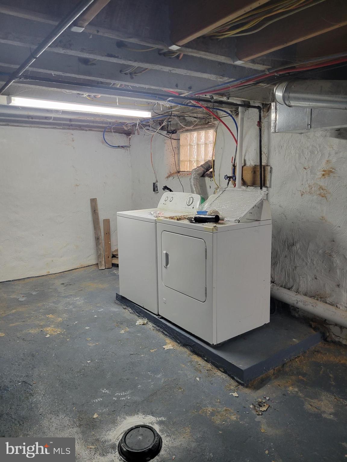 COBBS CREEK - Residential Lease