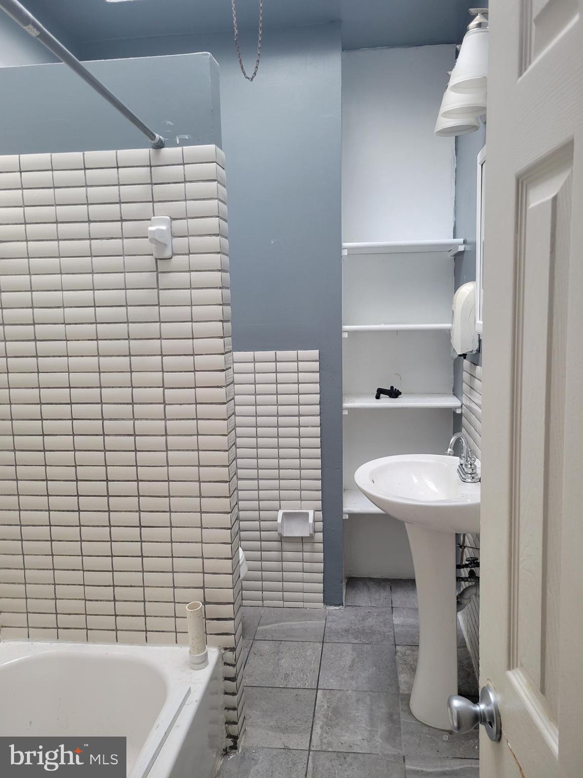 COBBS CREEK - Residential Lease