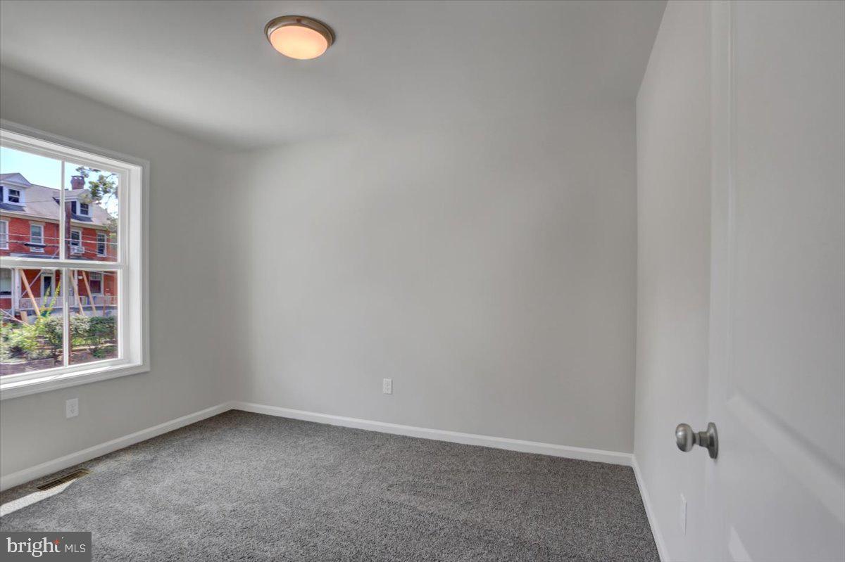 ANTIETAM COMMONS - Residential