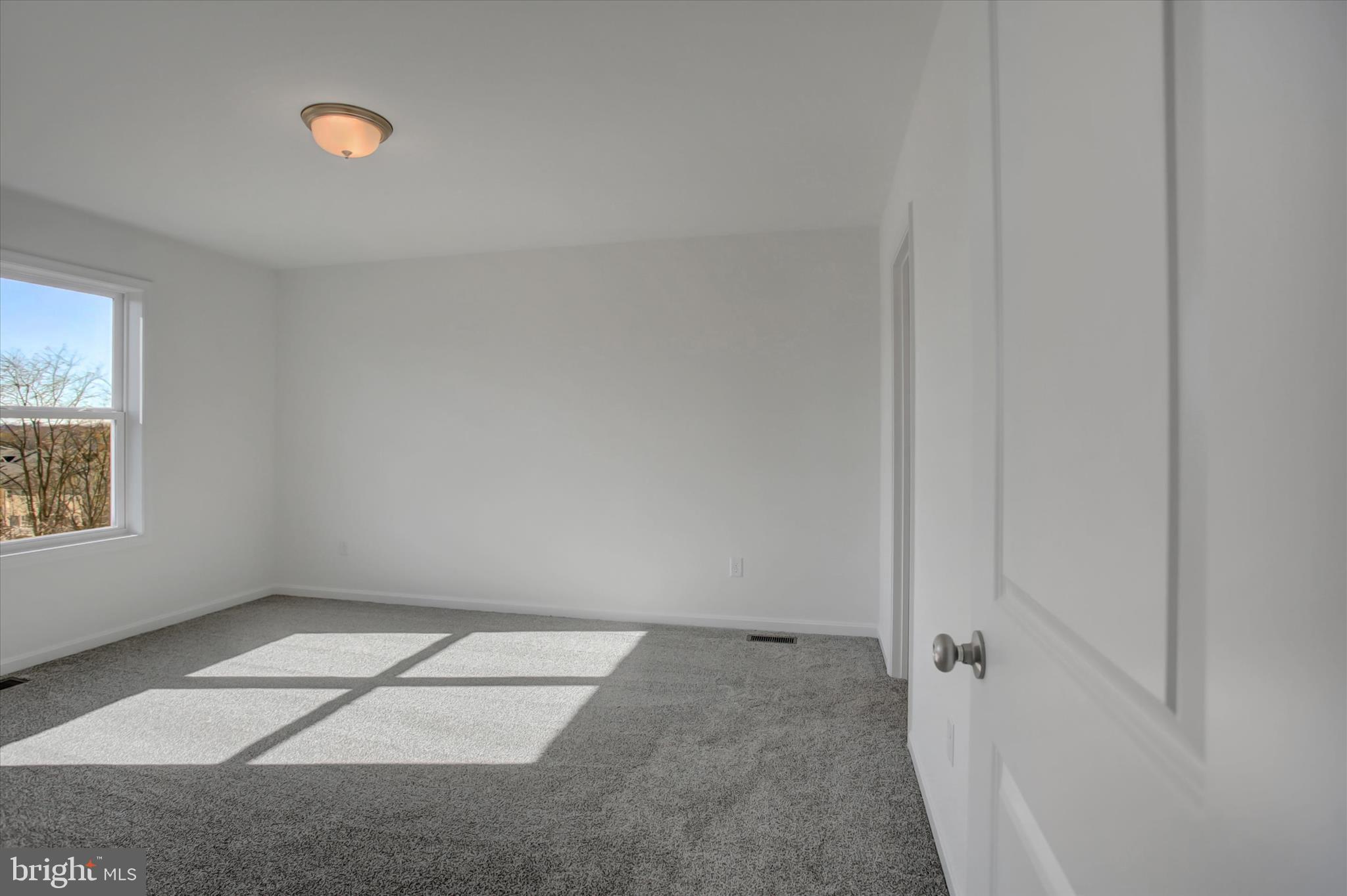 ANTIETAM COMMONS - Residential