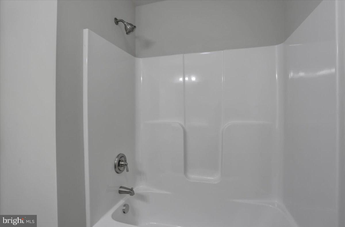 ANTIETAM COMMONS - Residential