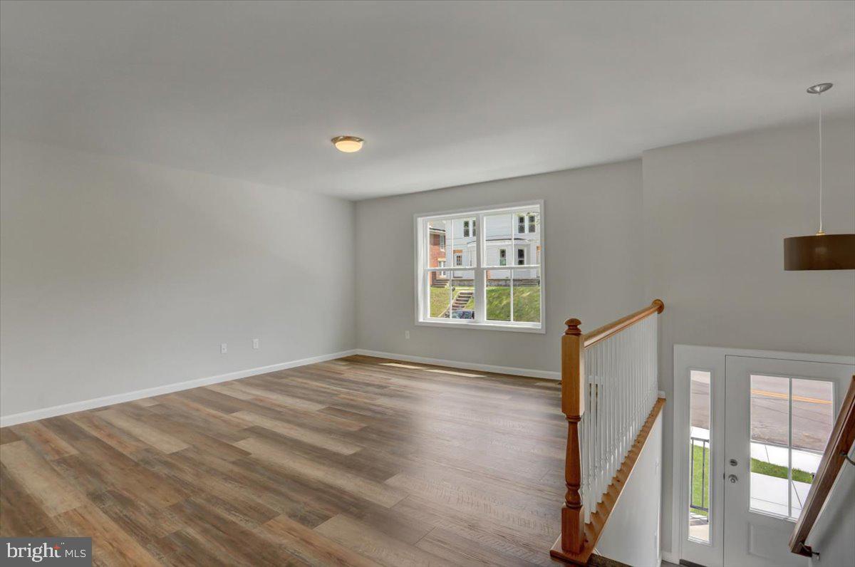 11439 VIKING AVE LOT 68