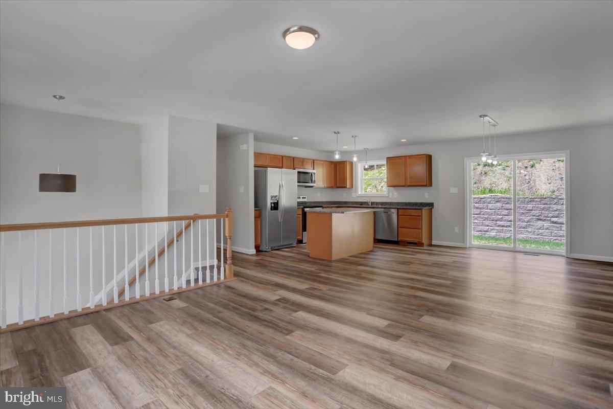 ANTIETAM COMMONS - Residential