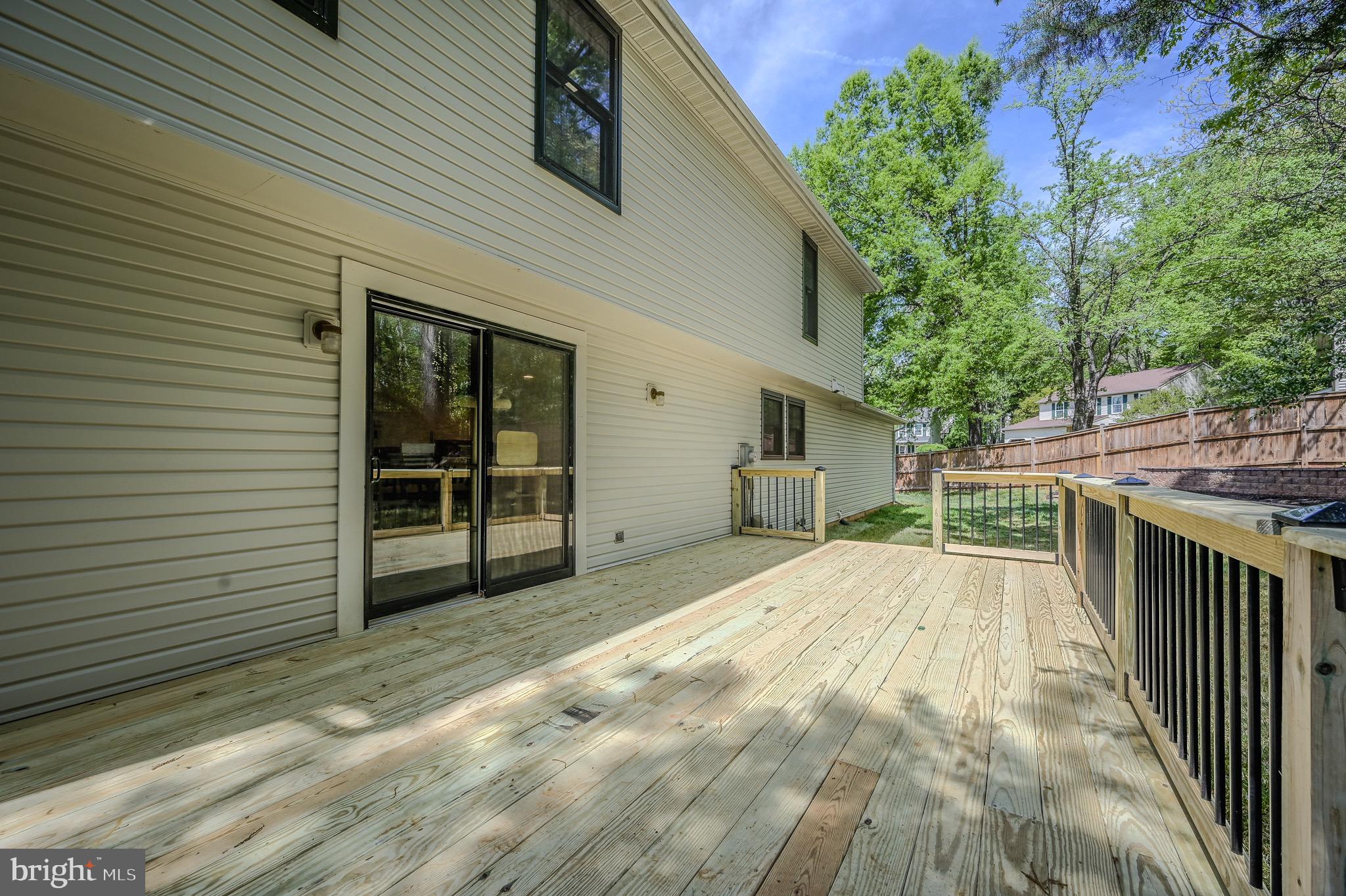 15009 WOODGLEN COURT