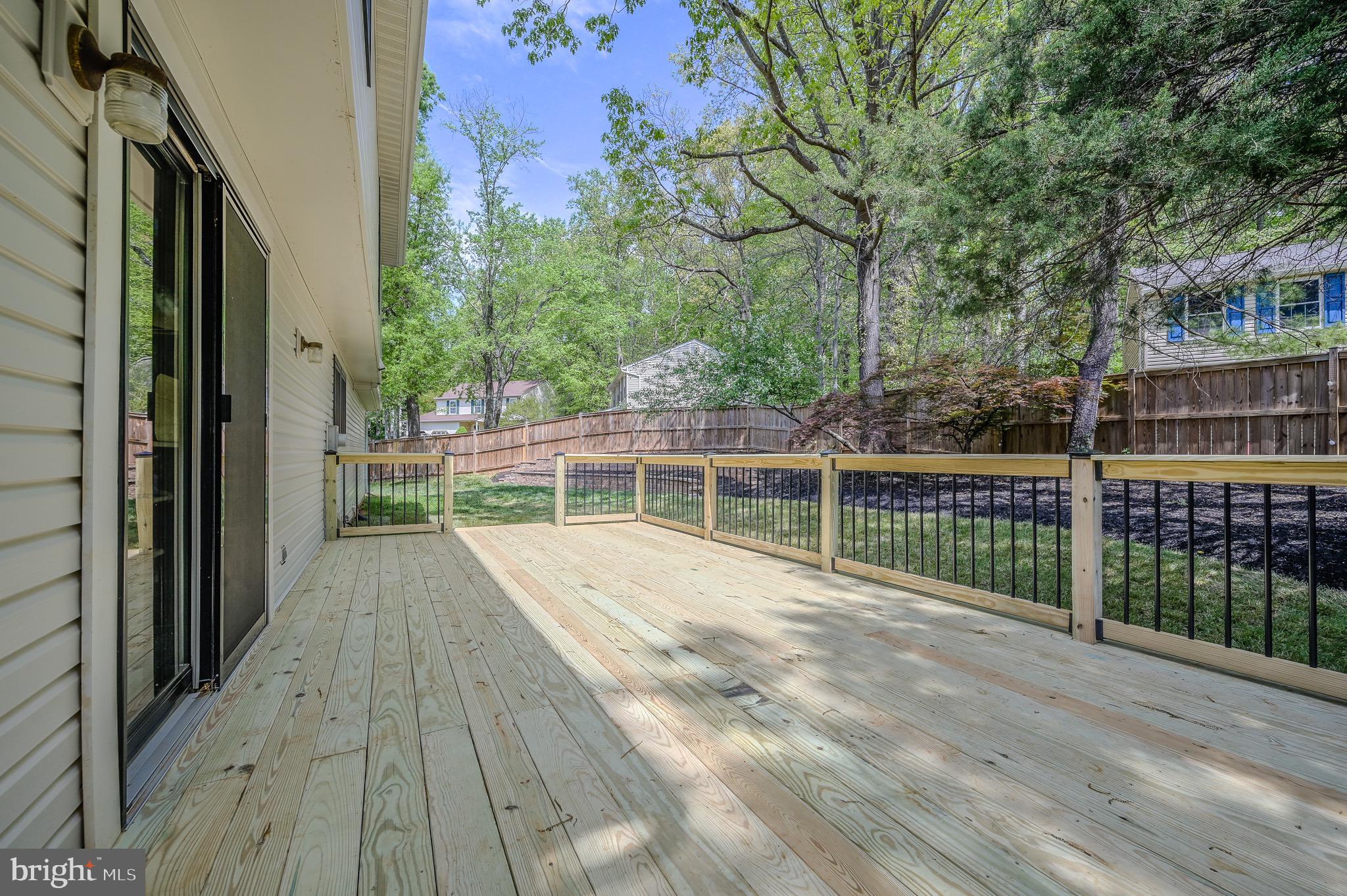 15009 WOODGLEN COURT