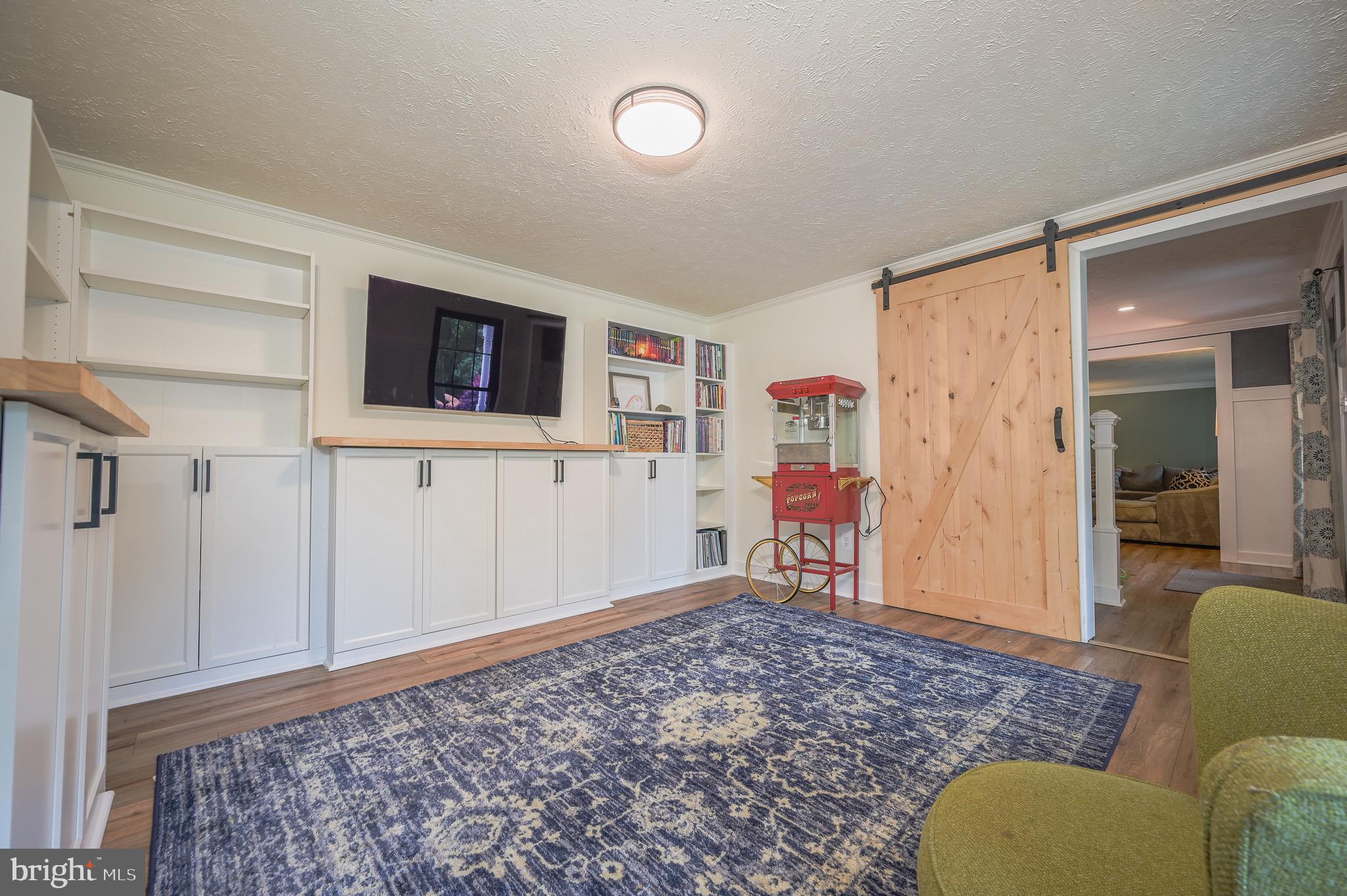15009 WOODGLEN COURT