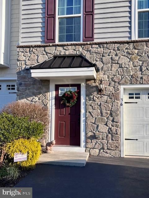 Photo of 36 Jacob Way, COLLEGEVILLE, PA 19426 (MLS # PAMC2165046)