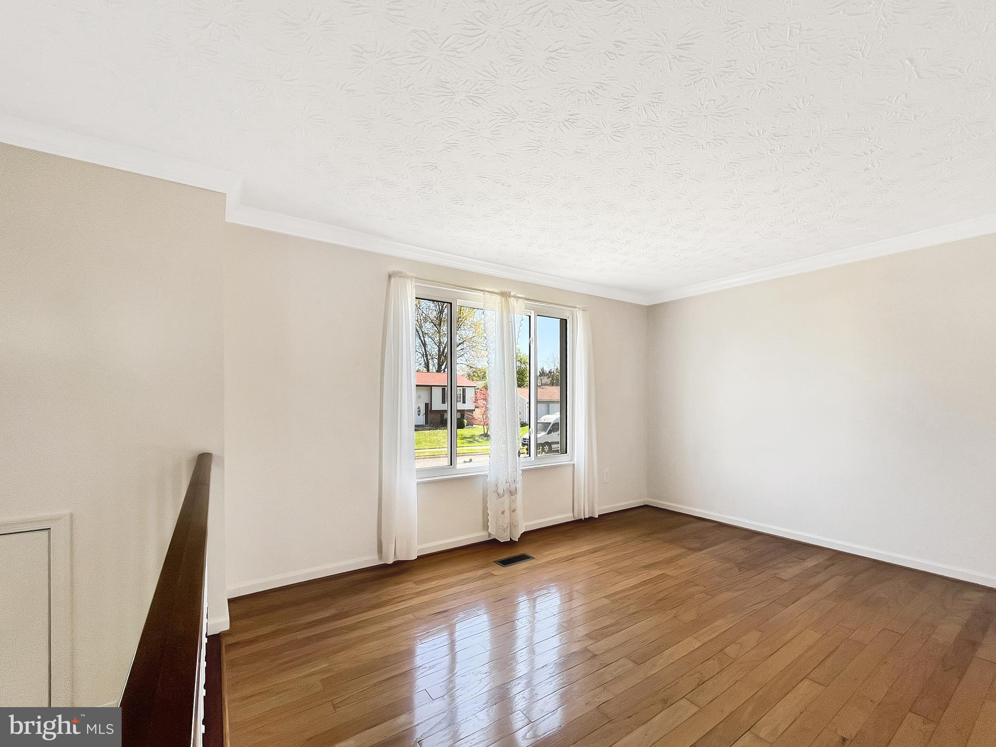 2918 ASHDOWN FOREST DRIVE