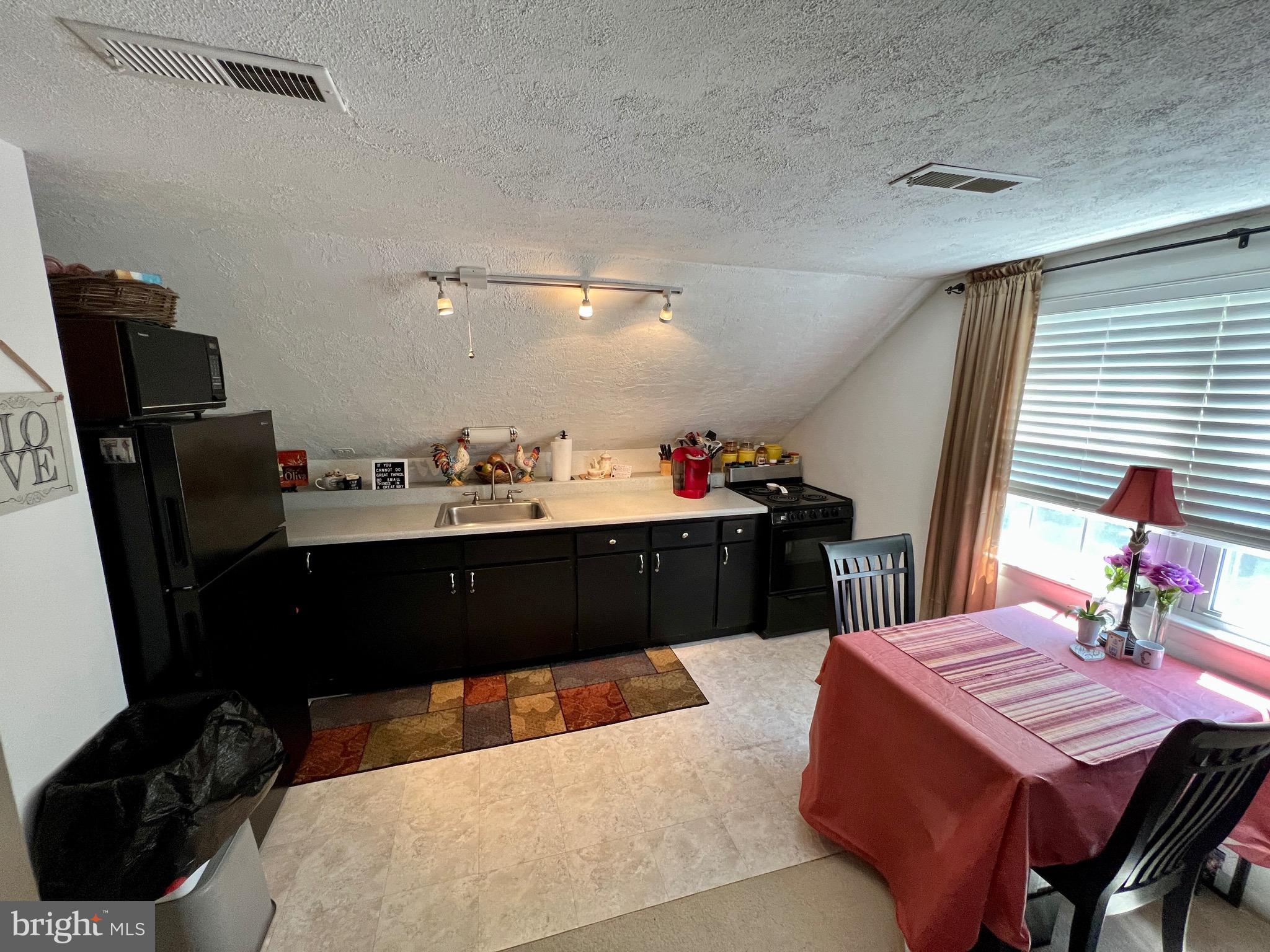 HAREWOOD PARK - Residential