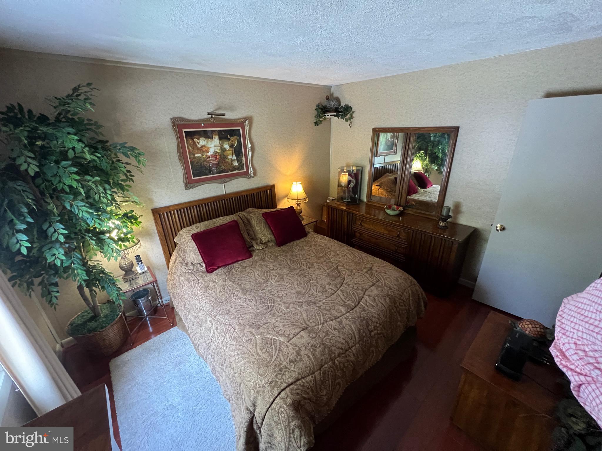 HAREWOOD PARK - Residential