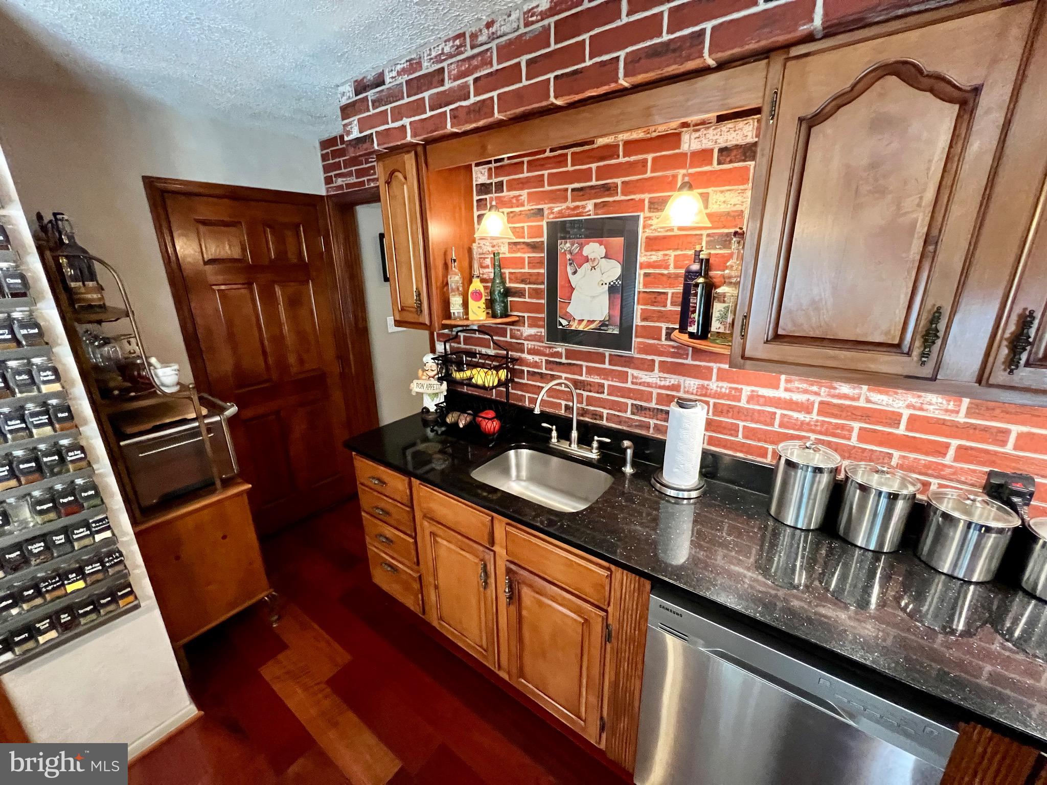 HAREWOOD PARK - Residential