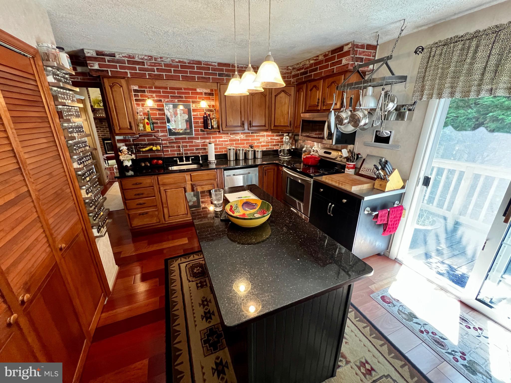 HAREWOOD PARK - Residential