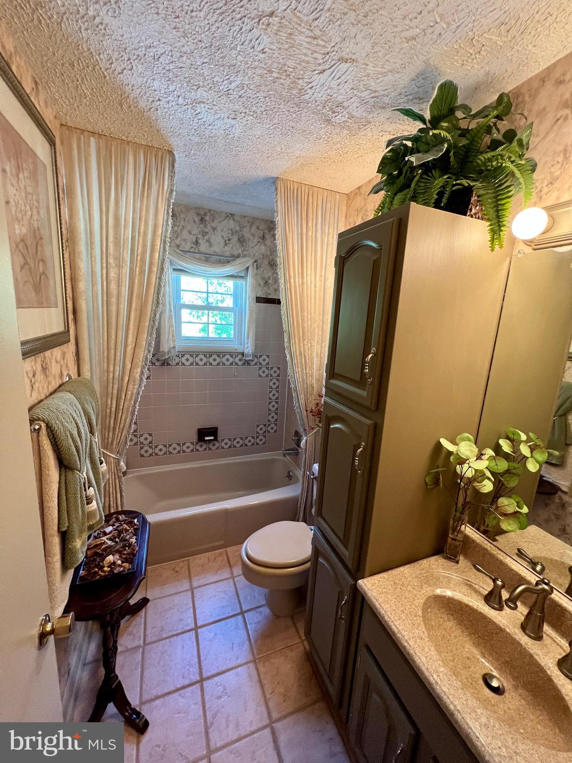 HAREWOOD PARK - Residential