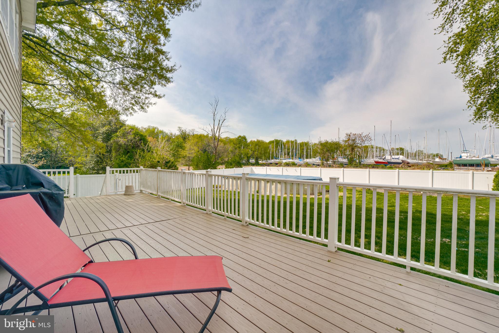 BOWLEYS QUARTERS - Residential