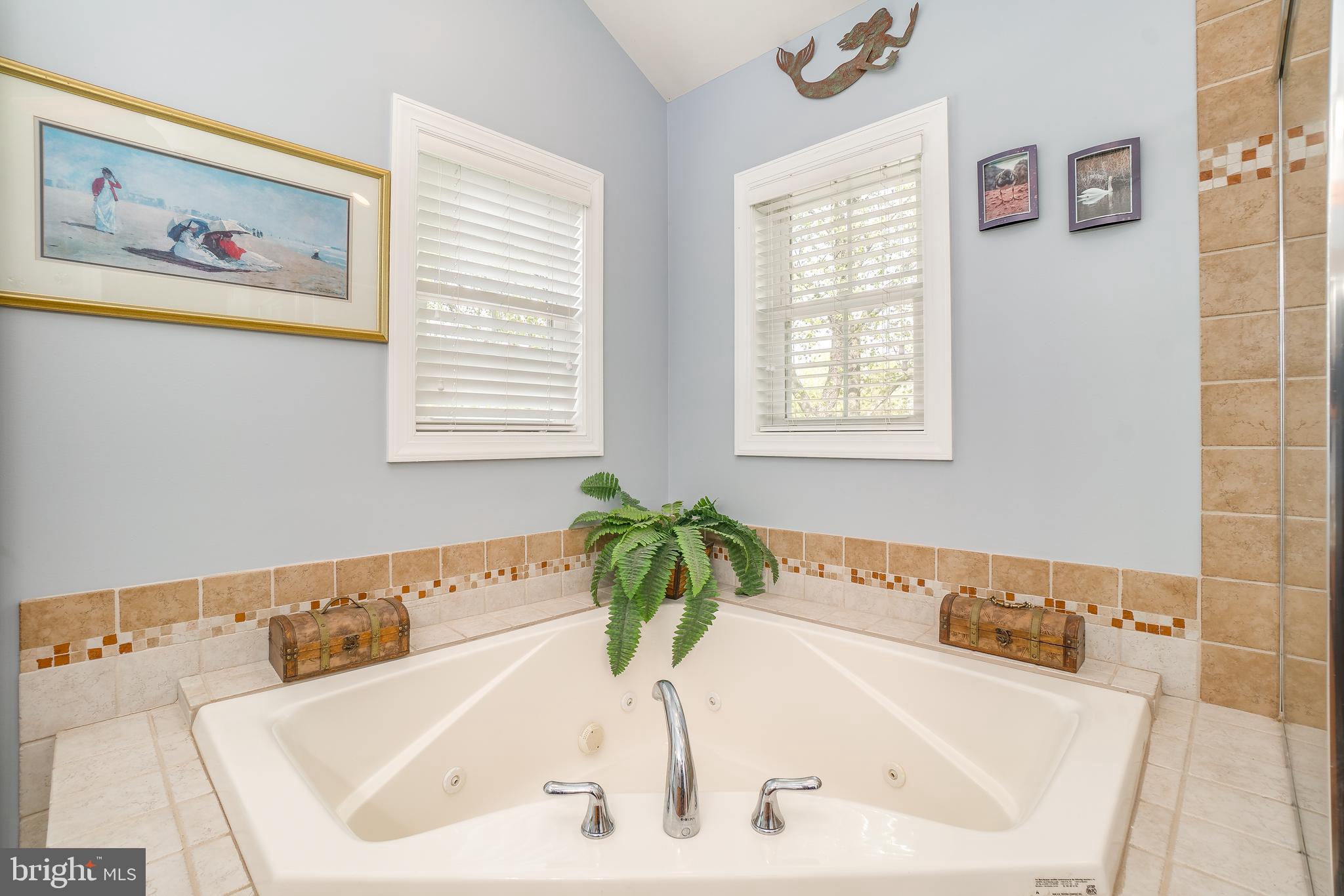 BOWLEYS QUARTERS - Residential