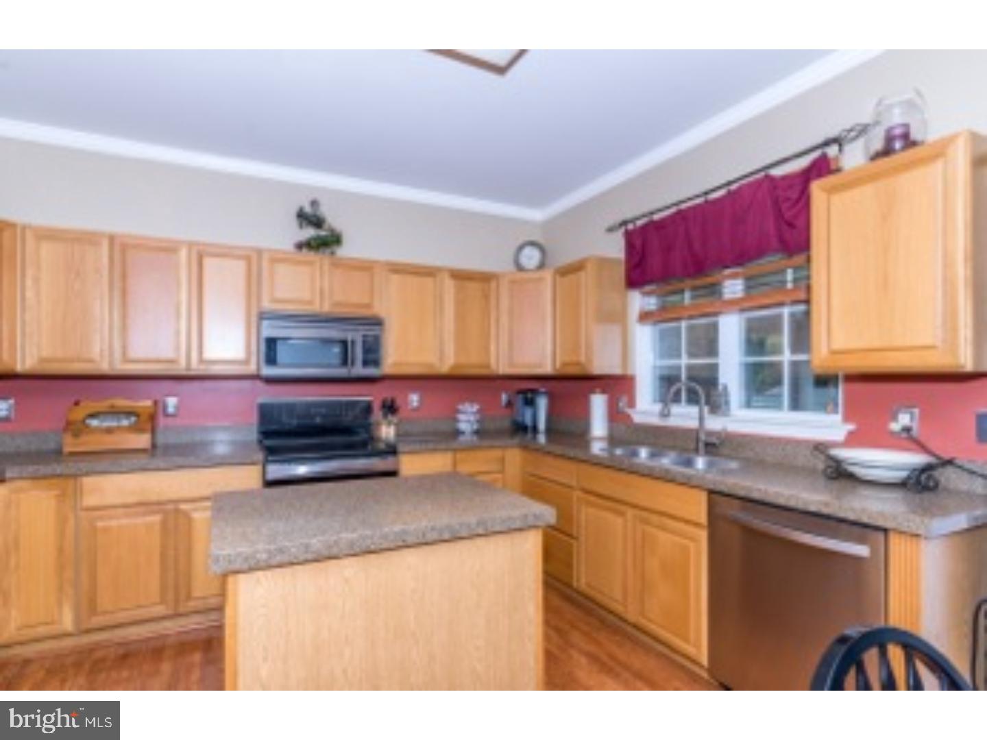 LOCKSLEY GLEN - Residential