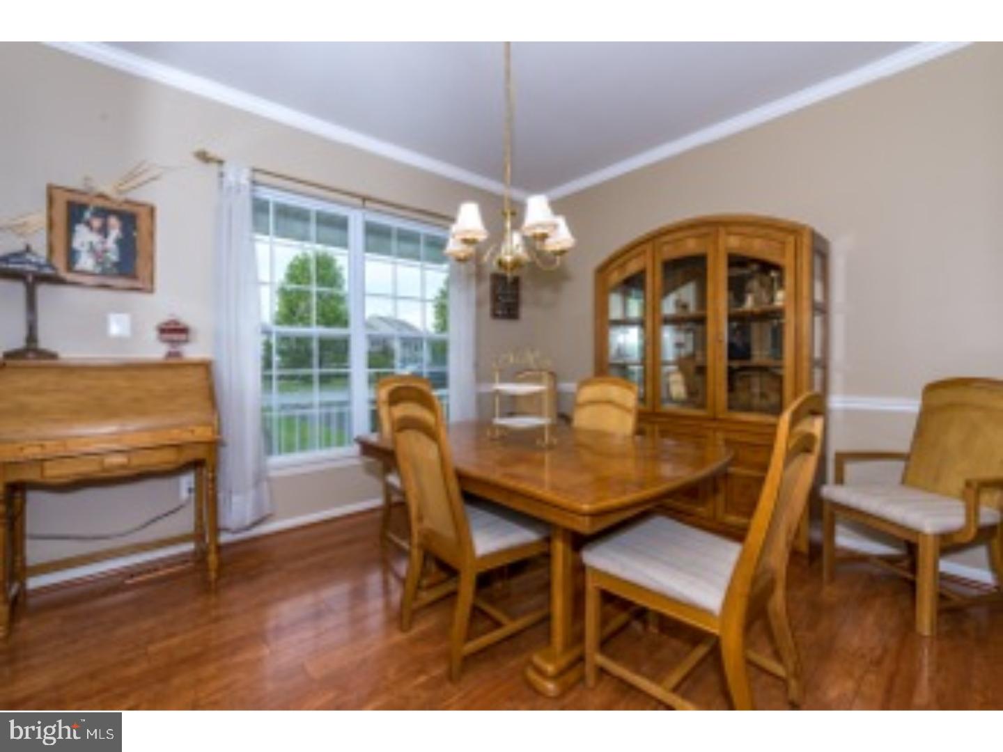 LOCKSLEY GLEN - Residential