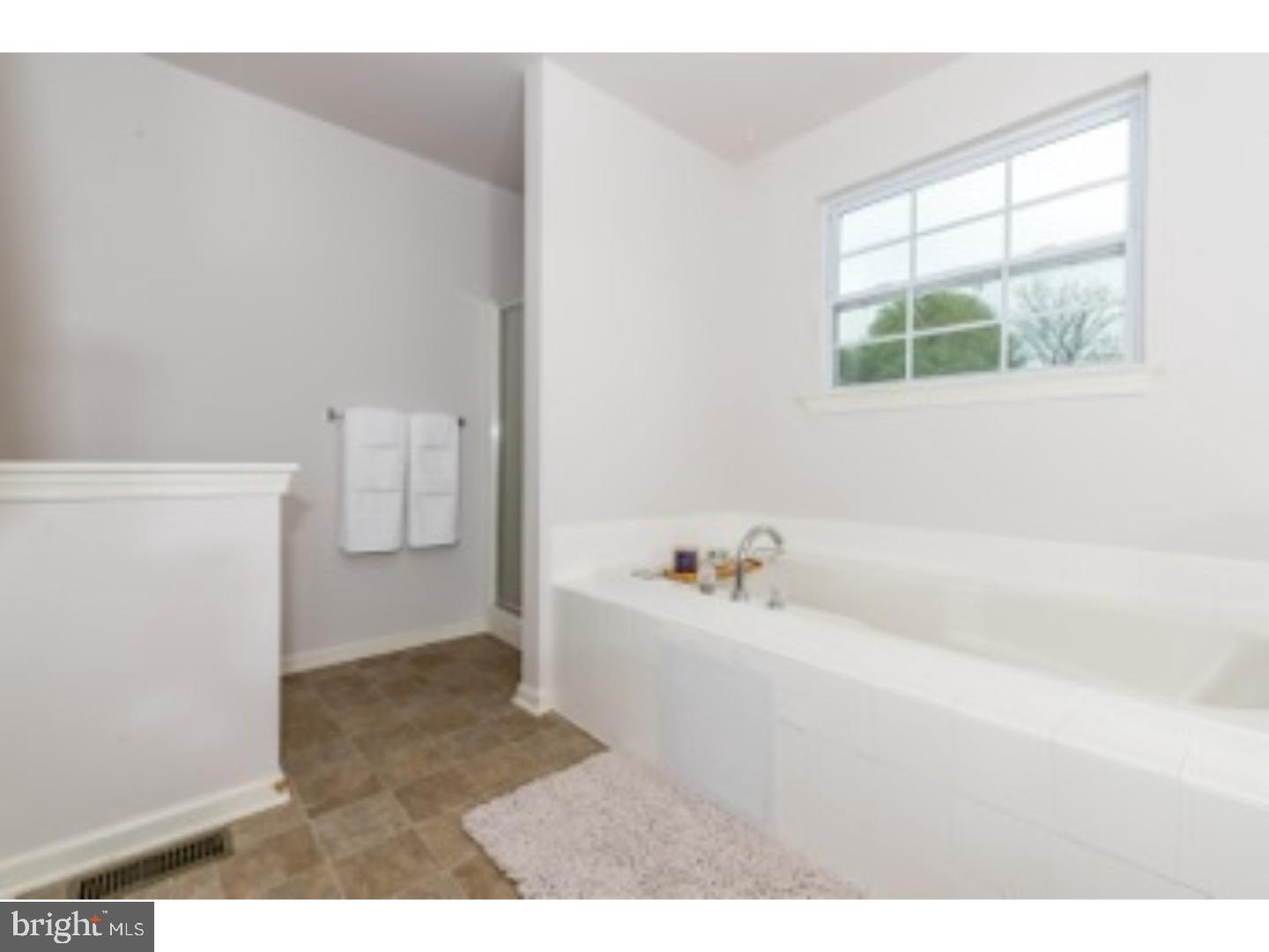 LOCKSLEY GLEN - Residential