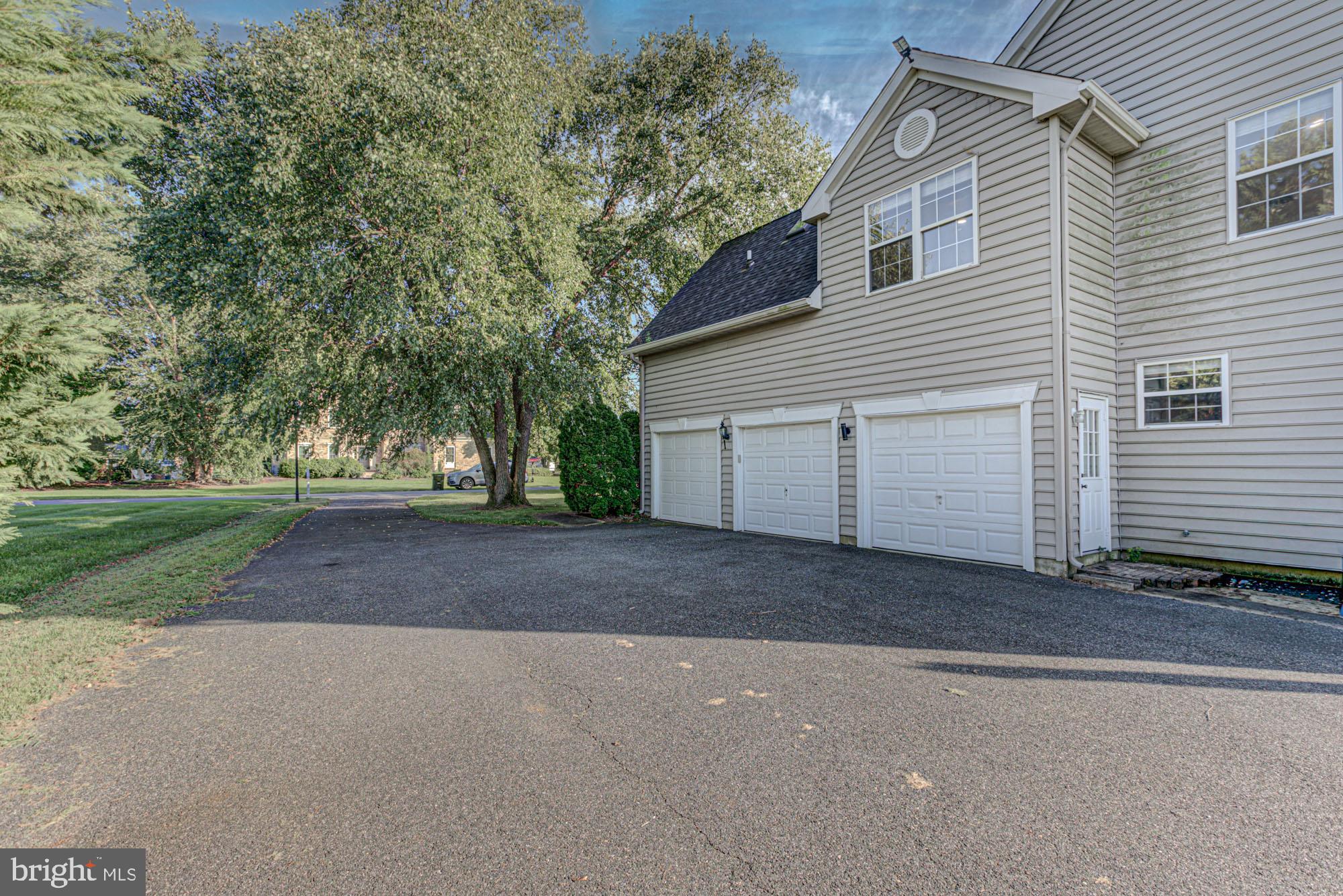 218 SHEATS LANE