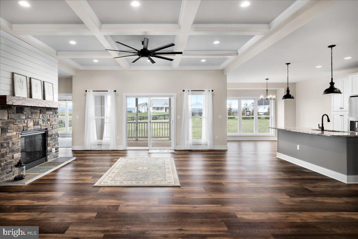 HITES VIEW ESTATES - Residential