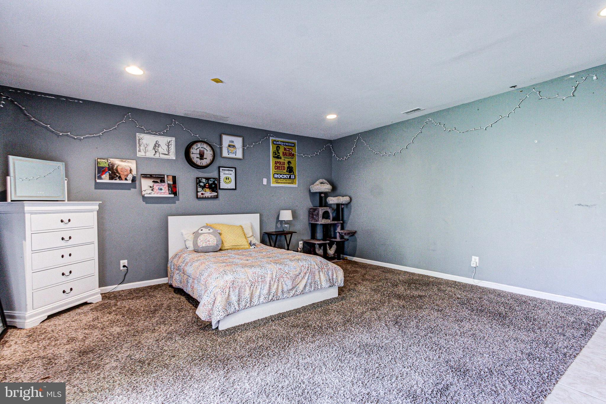 DOYLESTOWN STATION - Residential