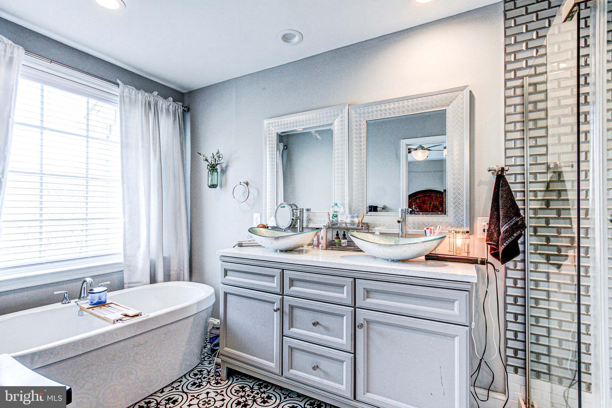 DOYLESTOWN STATION - Residential