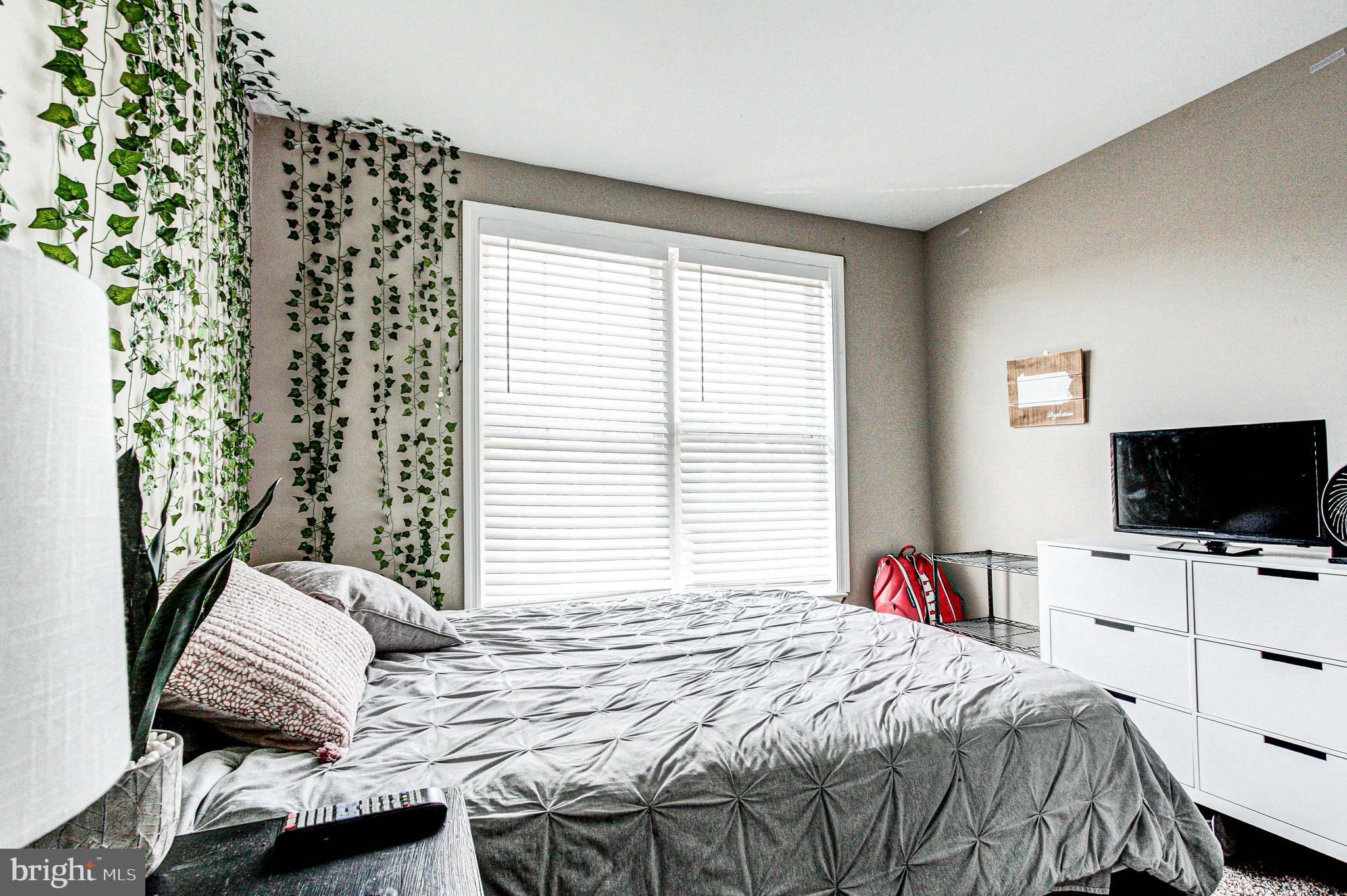 DOYLESTOWN STATION - Residential