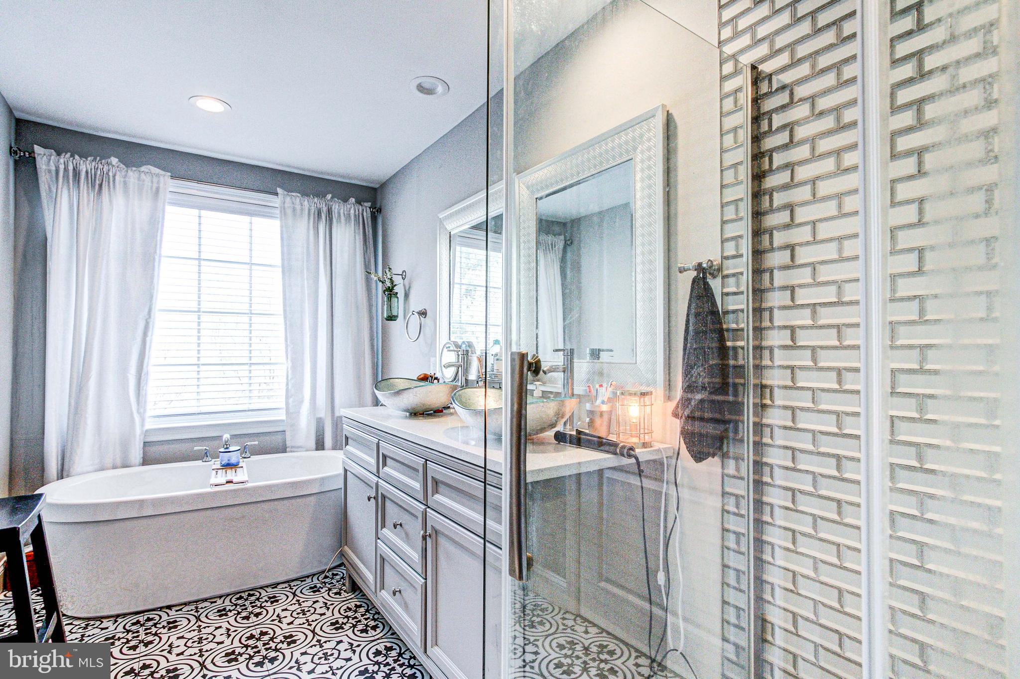 DOYLESTOWN STATION - Residential